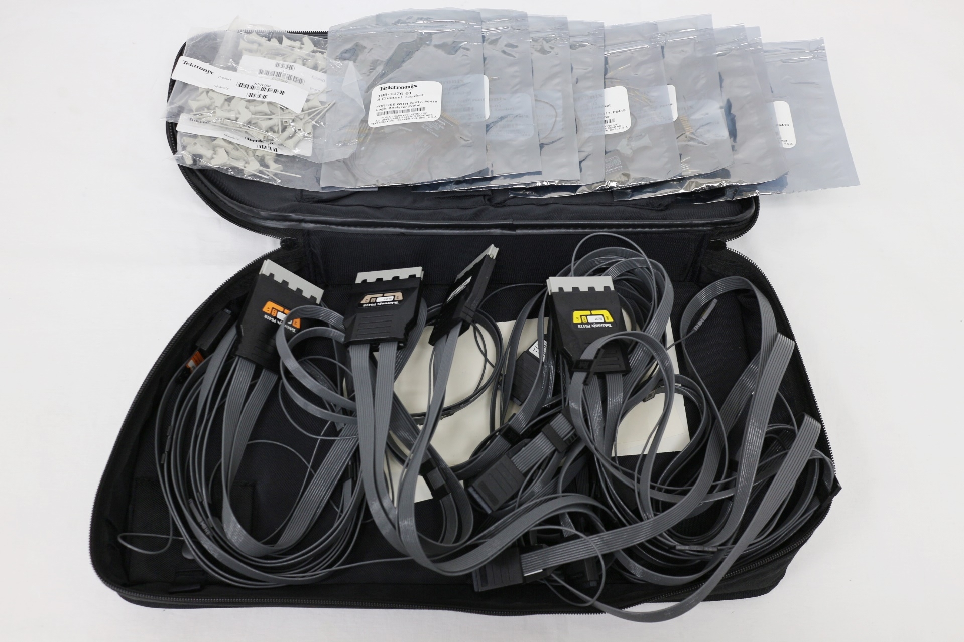 TLA520268ch 8GHz 1MW Logic Analyzer