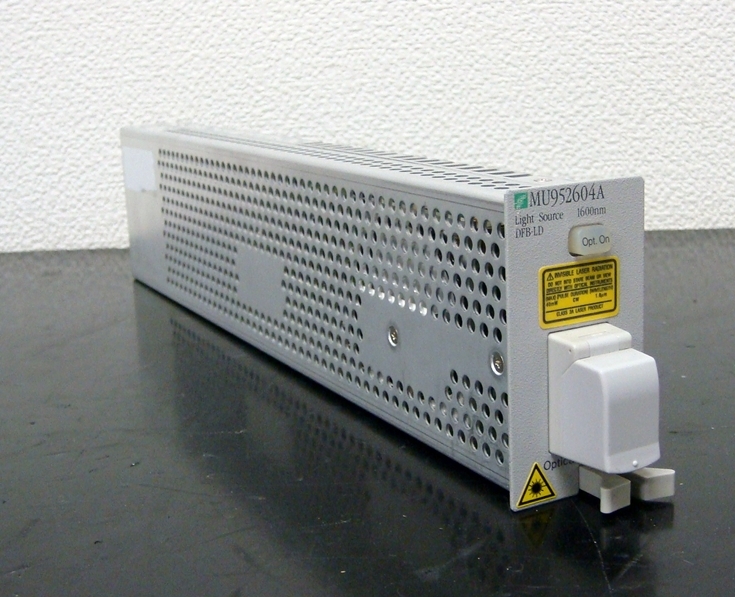 MU952604A1589-1593nm 7dBm SM LD Source