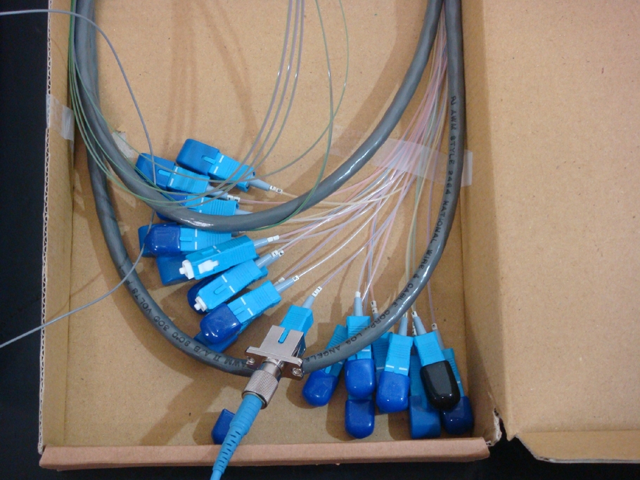 AWG A1620GPMSS-A459B20ch 1550nm DWDM Multi/Demultiplexer