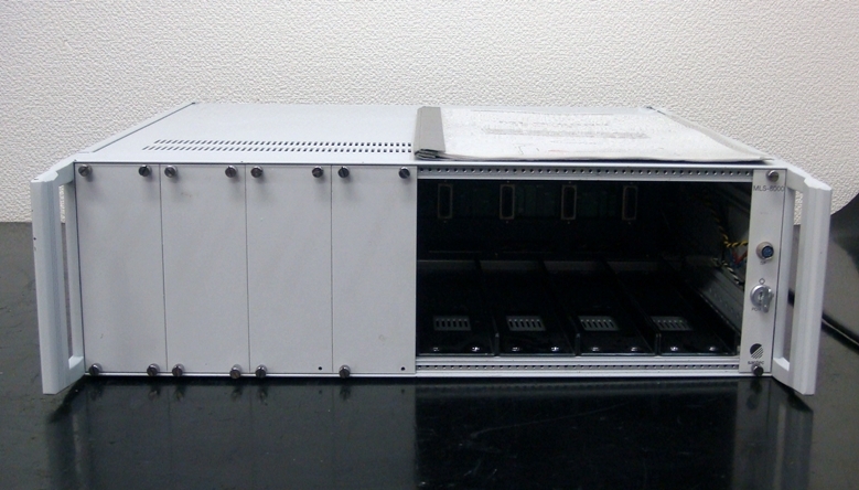 MLS-8000MultiLight Source Unit Rack