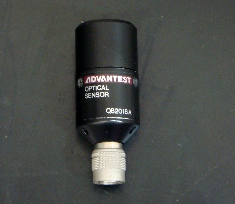 Q82018A0.8-1.6um Optical sensor head