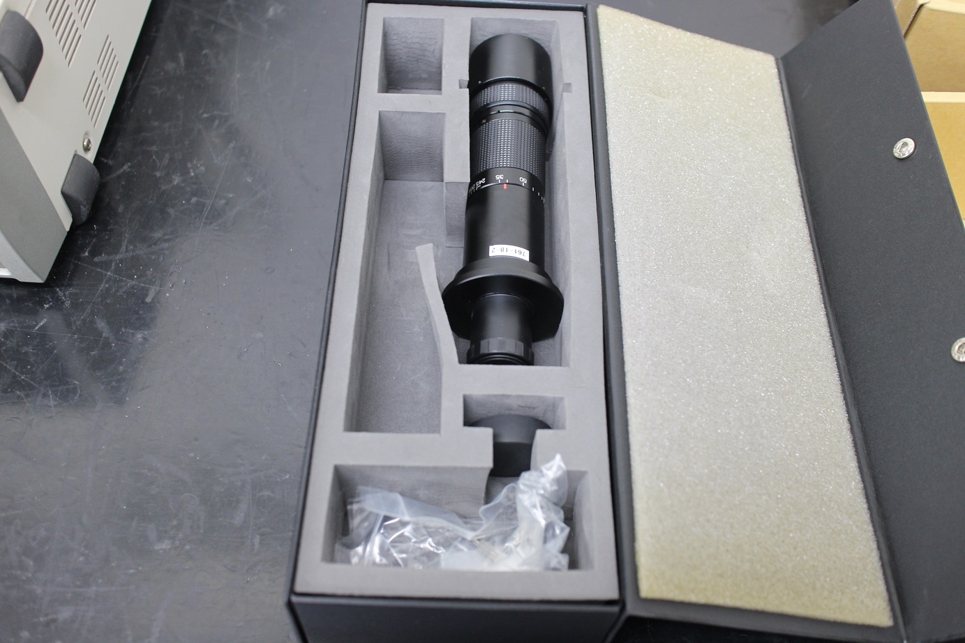 VH-Z35Long distance Zoom Lenz