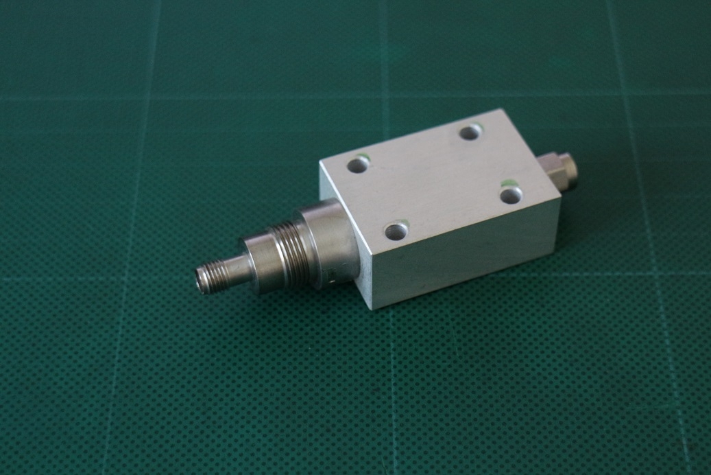 C27310K 3.5mm(f) output connector