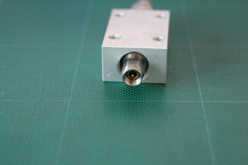C27310K 3.5mm(f) output connector