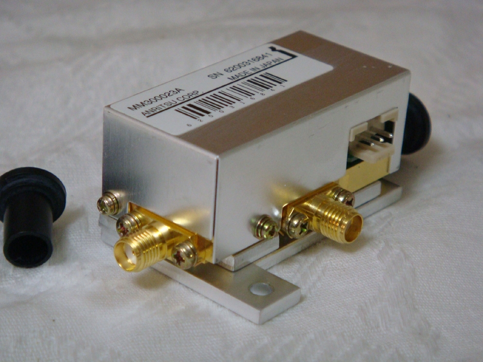 MM300023ADC-18GHz 12V SPDT RF Switch