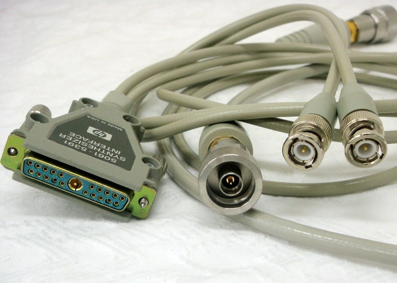5061-5391,5061-5359Synthesizer Interface Cable