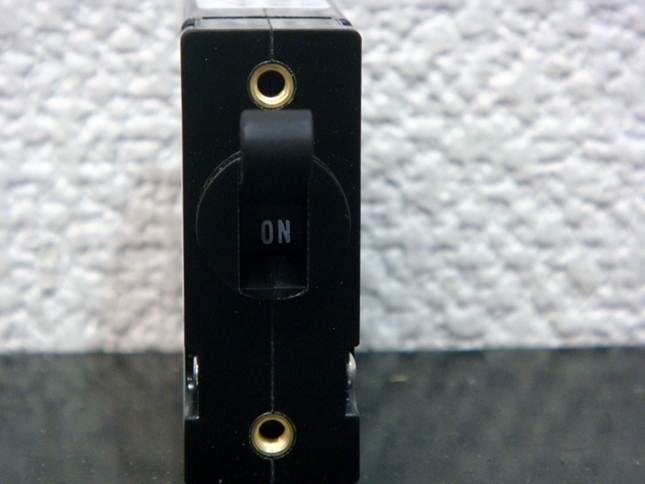 SPA-4AC250V 10A Power Switch with Circuit Breaker