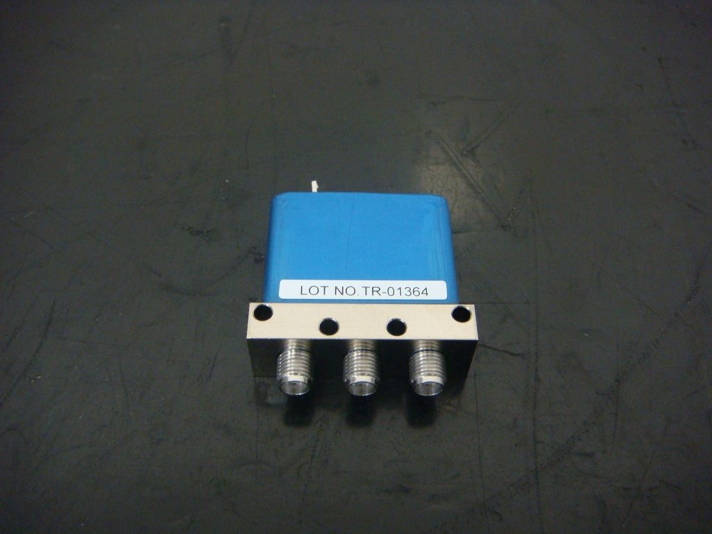 CCR-33S30DC-18GHz 12V SPDT Switch