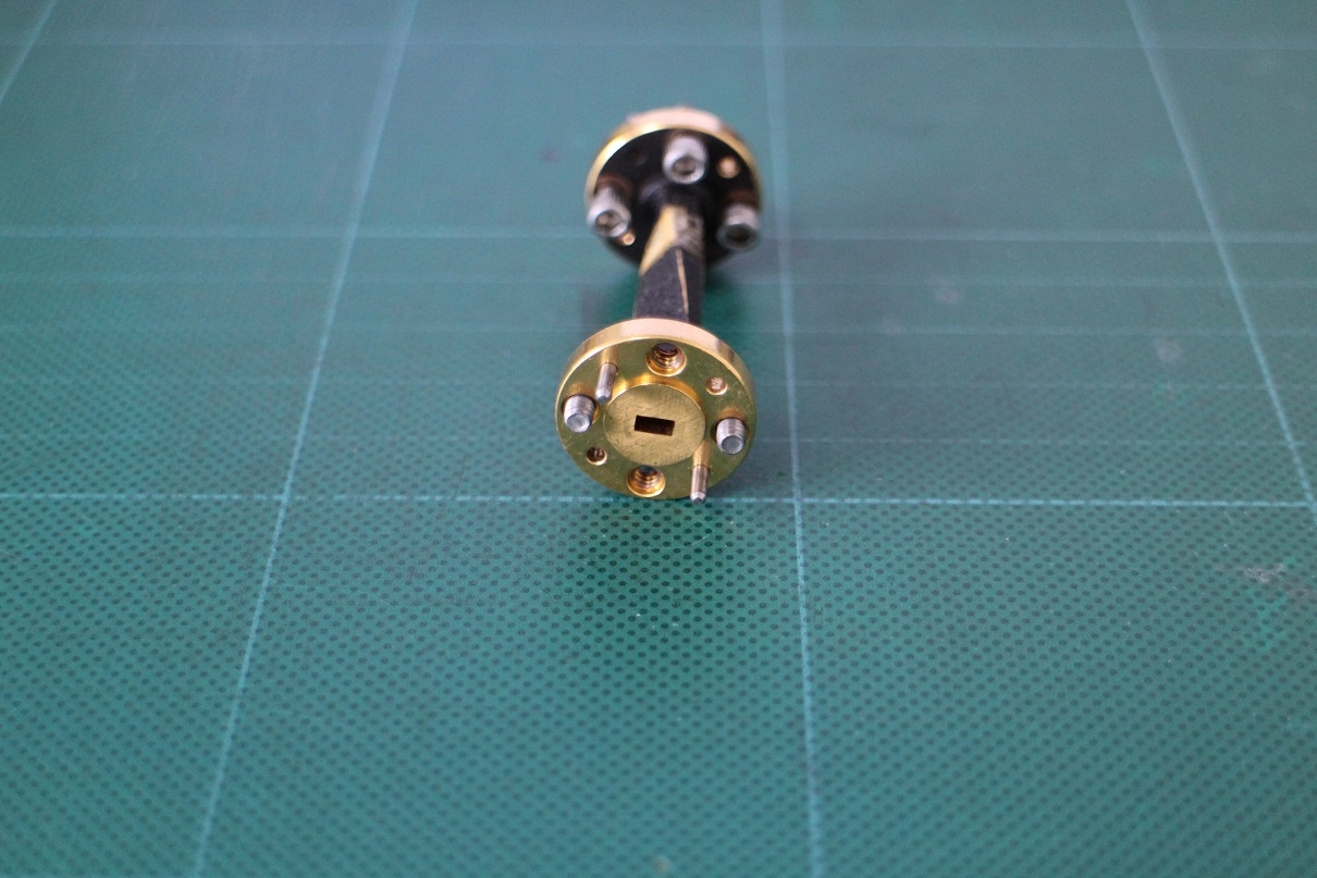 Twist45mm 90deg WR15 V waveguide
