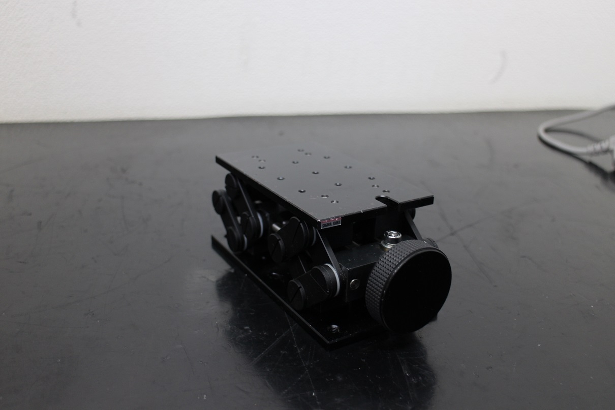 LJA-80133Z-Axial stage