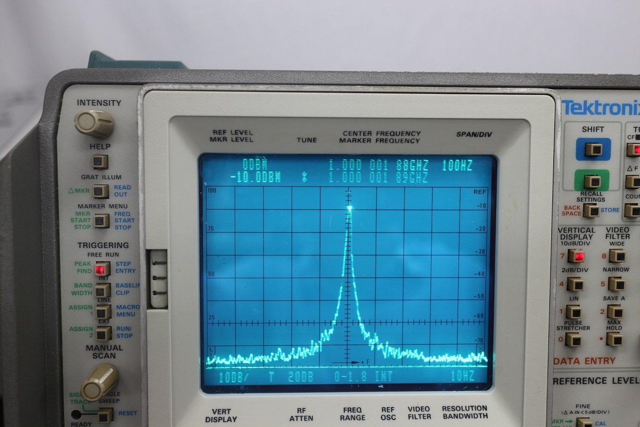 497P100Hz-7.1GHz Spectrum Analyzer
