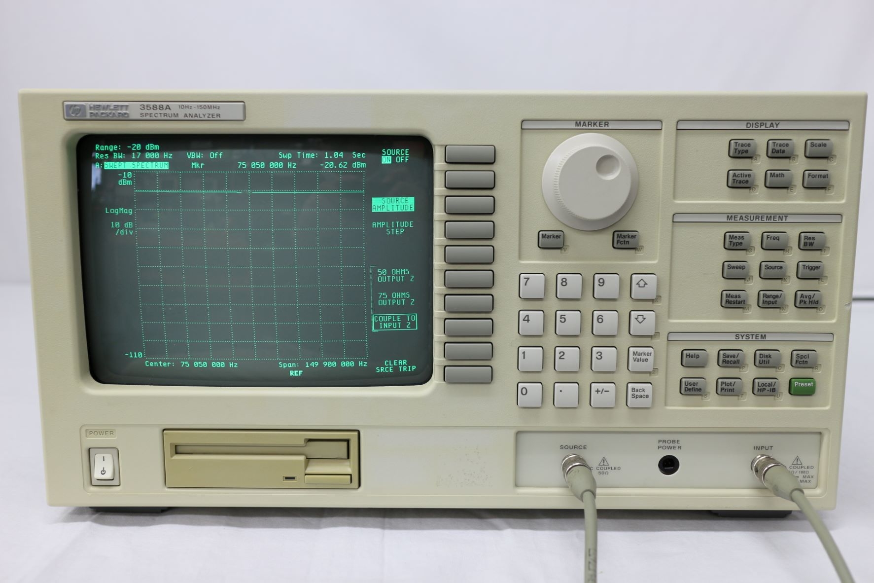 3588A /001/00310Hz-150MHz Spectrum Analyzer