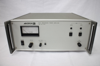 20512100-520MHz 35W Broadband Power Amplifier