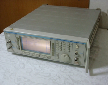205110KHz-2700MHz Analog/Digital Generator
