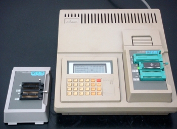 Pecker11　PKW-1100FLASH PROGRAMMER