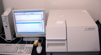 F-2500 220-730 nm Spectrophotofluorometer 分光蛍光光度計