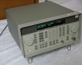 8648C9kHz - 3.2GHz Synthesized Generator