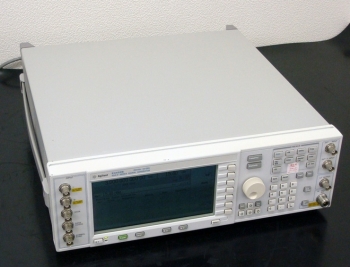 E4432B/1E5/UND/H99/1003GHz ESG-D Series Digital RF Signal Generator