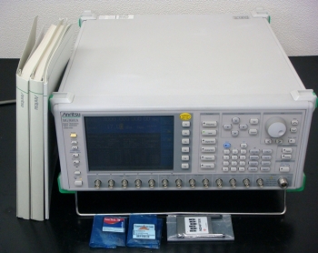 MG3681A /02/11250kHz-3GHz Digital Modulation Signal Generator 