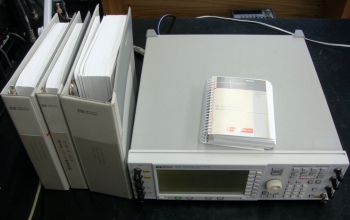 E4433A /1E5/UN3250k-4GHz Digital RF Signal Generator