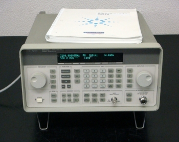 8648C/1E59kHz-3.2GHz Synthesized Signal Generator 