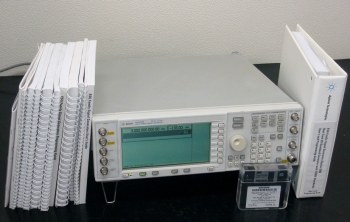 E4432B/100/1E5/404/<br>H99ver,B/UN5/UN7/UN8/UND250kHz-3GHz RF Generator