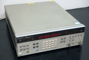 3325B61MHz Synthsizer/Function generator