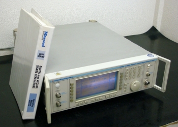 205110kHz - 2.7GHz Digital Signal Generator