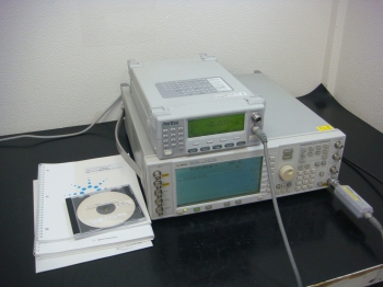 E4432B 100/UND/404250kHz-3GHz Digital RF Signal Generator 