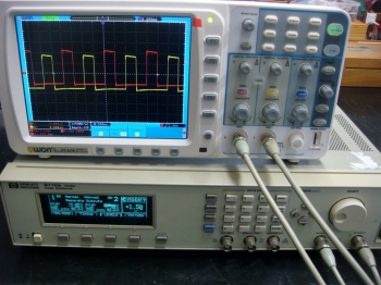 8110A + 81103A*2 + 81106A150MHz 2ch Pulse Generator with PLL