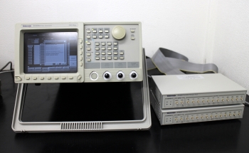 DG2020A-02200MHZ DATA GENERATOR