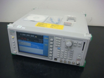 MG3700A /002,011,021250kHz-6.0GHz Vector Signal Generator 