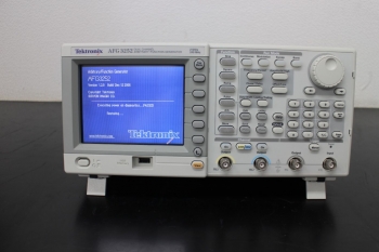 AFG32522ch 240MHz 1Gs/s Arbitrary Function Generator