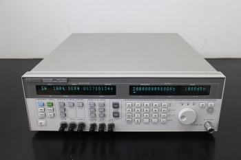 83732B/1E120GHz Synthesized Genuarator