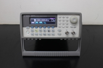 33250A1uHz-80MHz Function Generator