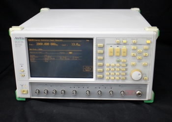 MG3670A300KHz-2.1GHz Digital Signal Generator 
