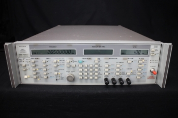 6759B-10 10M-26.5GHz Swept Frequency Synthsizer 
