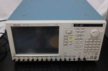 AWG7102 /0620G/s 2ch  32MW Arbitrary Waveform Generator