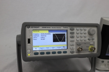 33509B1uHz-20MHz Function Generator