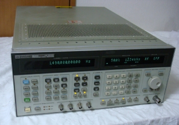 8644A /001/2/4/7/10252kHz-2060MHz Synthesized Signal Generator