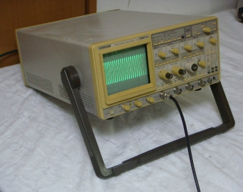 COM7201A200MHz-4ch Analog/Digital Oscilloscope