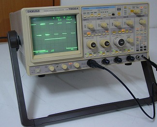  COM7202A Oscilloscope