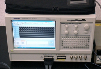 TLA5202B68ch 2GHz DeepTimming 64MW 8GHz MagniView Logic Analyzer