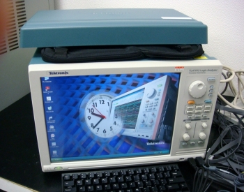 TLA7012 /018Logic Analyzer MainFrame