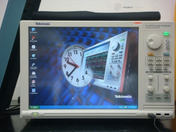 TLA7012Logic Analyzer MainFrame 