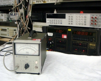 3400A10Hz-10MHz TRMS Voltage Meter