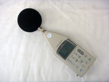 LA5111Precision Wide-range Sound Level Meter