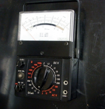 TYPE 3223Analog Tester