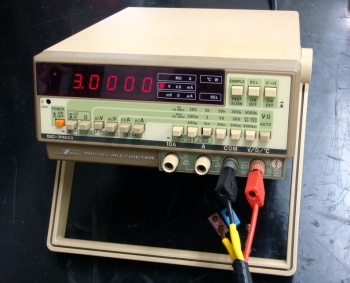 SC74034-1/2 Digital Multimeter