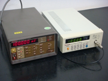 R82404 1/2 Digital Electro Meter